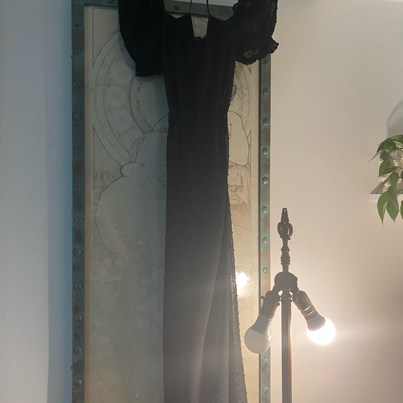 SHEER. JAW DROPPING. LITTLE BLACK DRESS 🖤 SIZE M 🖤 - Picture 4 of 8